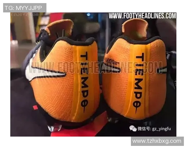 揭开足球明星卡片的神秘面纱一起探索拆卡视频中的惊喜与珍藏